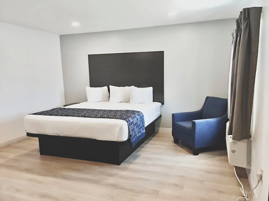 Casa Blanca Inn And Suites - Chandler, AZ