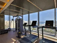 Tumbi Hotel Dubai the Palm, Tapestry Collection by Hilton โรงแรมใกล้ปาล์มไอส์แลนด์