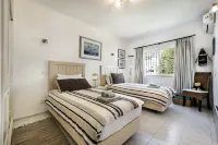 4 Bedrooms Private Pool Close to All Amenities - Villaer