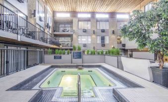 Sandman Hotel & Suites Kelowna
