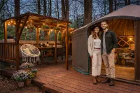 Holt Woodland Glamping - Shepherd Huts & Yurts Dog Friendly - 2-Star