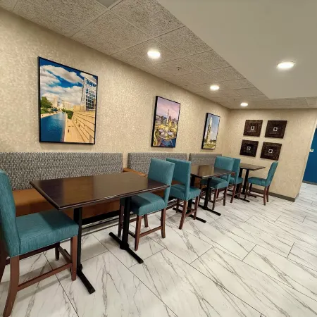Best Western Plus Indianapolis North at Pyramids