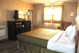 Colonial Inn