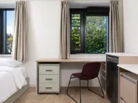 Destiny - Burnet Point Hotels in Edinburgh