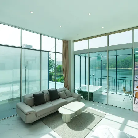 Jecheon Petit Foret Pool Villa Отели рядом с достопримечательностью «Храм Чонбанса»