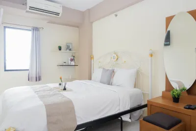 Good Deal and Homey 1BR Apartment at Cibubur Village By Travelio Hotel di Cibubur
