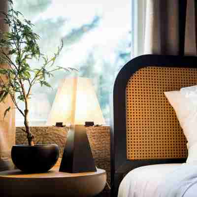 StayAtlas Retreat w/ Pool, Gym, Sauna, Games, BBQ Rooms