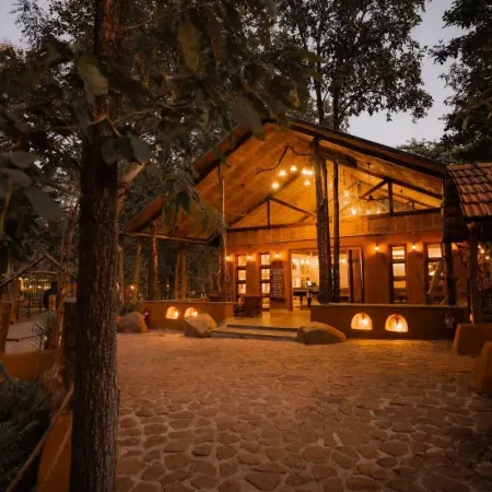 Yaarnagar Jungle Resort Ratapani