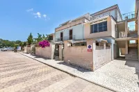 Pino Residence