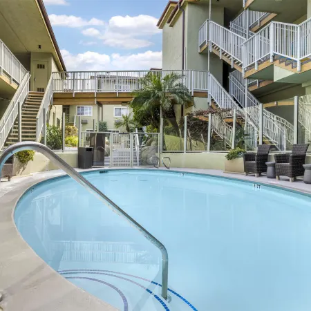 Best Western Plus Beach View Lodge