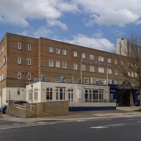 Royal Maritime Hotel Отели рядом с достопримечательностью «Корабль-музей HMS Victory»