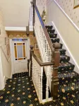 Crescent Lodge Guest House - Bed and Breakfasts