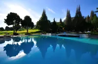 Grand Mutiara Hotel - Swimmingpools