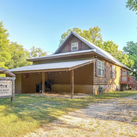 Secluded White River Haven! 4 Mi to Devils Knob Отели в г. Изард