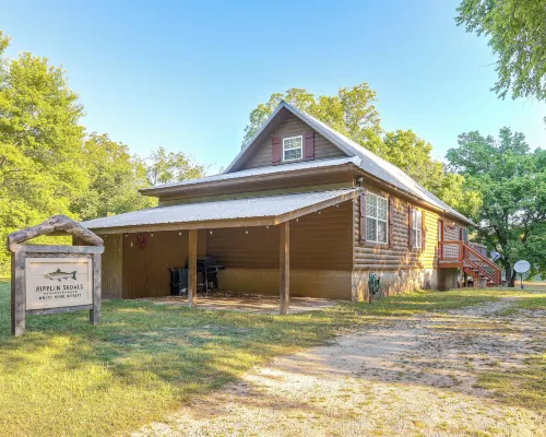 Secluded White River Haven! 4 Mi to Devils Knob Hotels in Izard County