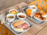 Ibis Montpellier Centre Polygone - sarapan