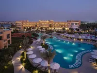 Sofitel Ras Al Khaimah Al Hamra Beach Resort - 수영장