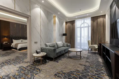 Frankfort Expo Hotel