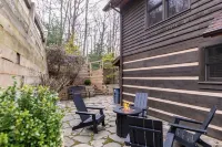 Happy Trees Cabin - et Friendly Spacious Cabin With Pool Table 15min to Boone - Feriehus