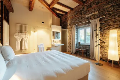 Château du Pont d'Oye Hotels in 
