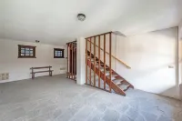 Family Apartment Steps From Ski Lifts - 3 stjerner