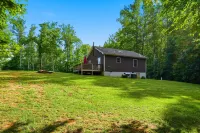 Scenic Mountain Getaway with a Firepit and Amazing Views of Mountains and Horses - 3-Star