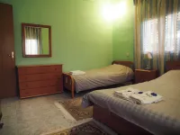 Charming Trikala Apartment with Garden & Central Heating