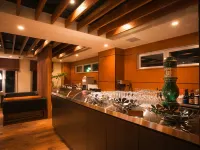 Auberge Dogo - ที่มีบาร์