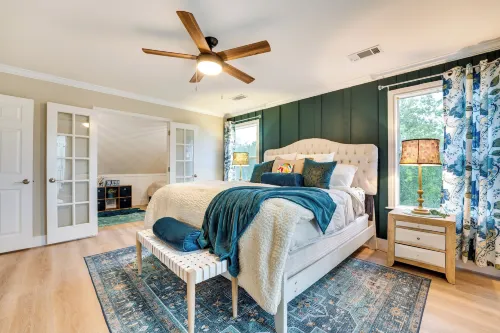 Riverfront Cuero Vacation Home w/ Spacious Deck! - 3-Star