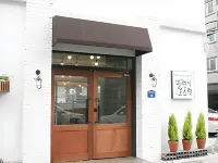 Minihotel Poongdaengi - Hostels