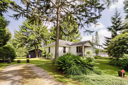 Explore Livingston Manor-Hiking-Relaxing-Firepit-Dining - Wi-Fi