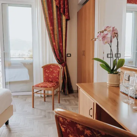 Hotel Flora