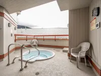 Luxury King Suite Village North Mountain Views -The Nest- Pet Friendly! - Bintang 3