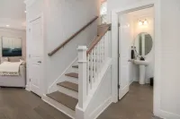 Southern Charming New Home-Mins to Beach & DT - Bungalows