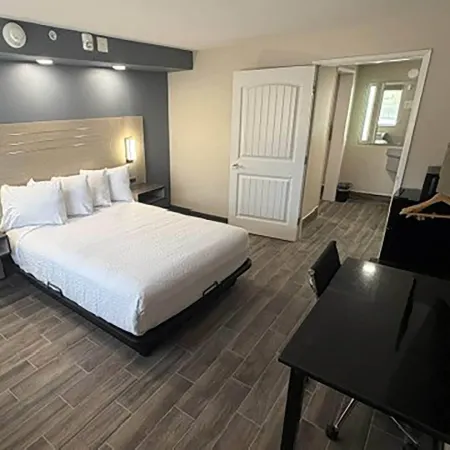 Travelodge by Wyndham Ukiah