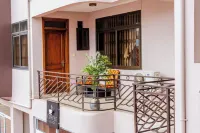 Maat Luxury Homes - 3-Star