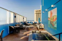 Pacific Monarch Hotel - badewanne