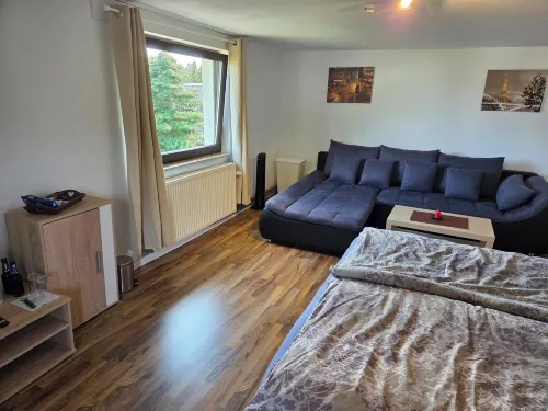 Gästezimmer Rauw Gemeinschaftbad und Küche - Bintang 3