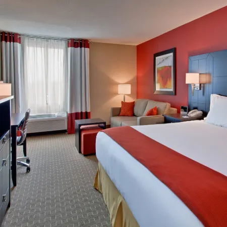 Holiday Inn Express & Suites CHATHAM SOUTH by IHG