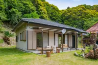 Sasayakana Ouchi Fuuki - parking