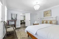 Charlotte Luxury Homes - 3-Star