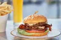 DoubleTree by Hilton Hotel Berkeley Marina - breakfast