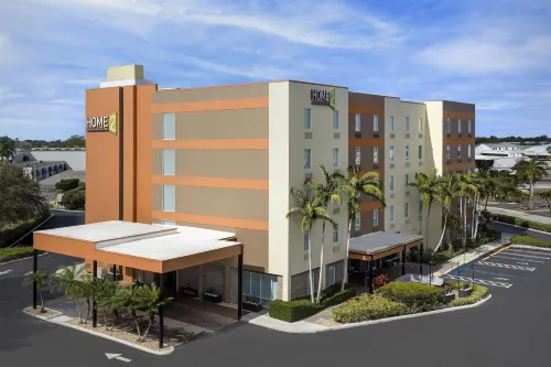 Home2 Suites by Hilton Florida City - breakfast