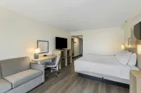 Spark by Hilton Waynesboro - Gym