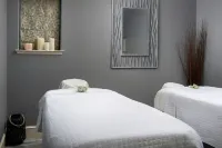 The Westin Sacramento Hotel & Marina - spa