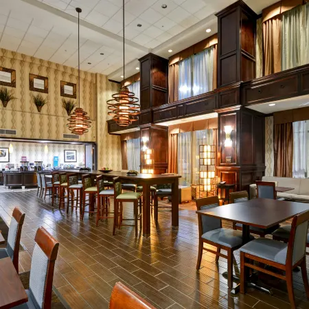 Hampton Inn & Suites Brenham Hotels in Brenham