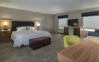 Hampton Inn Doylestown - Pools