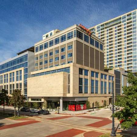 Canopy by Hilton Dallas - Uptown