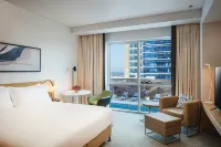 DoubleTree by Hilton Fujairah City - Barer