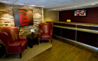 Red Roof Inn North Charleston Coliseum - Parkplatz